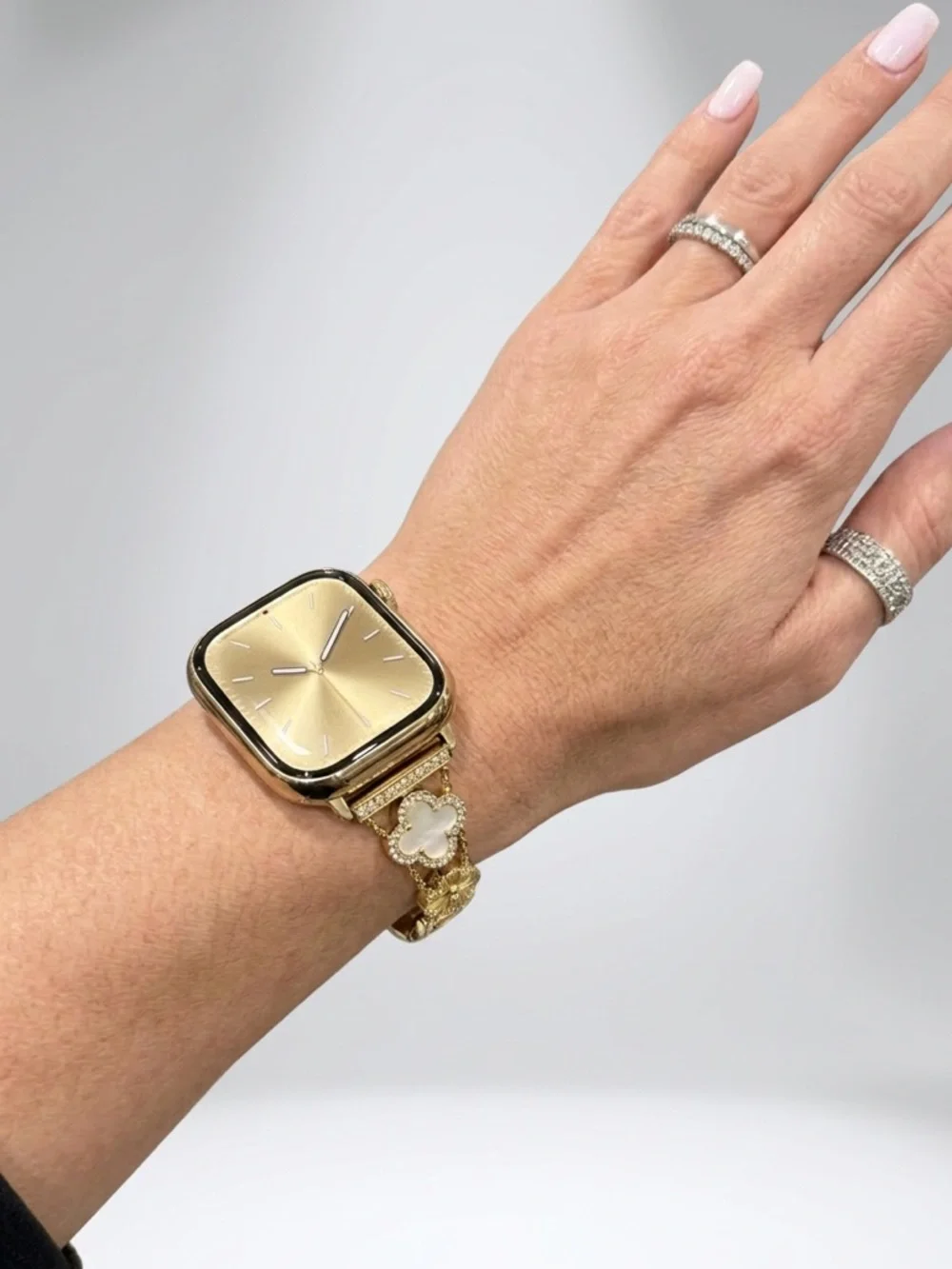 BCBG Mother-of-Pearl Clover Apple Watch® Watchband